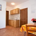 Mato Apartamento Krk Town